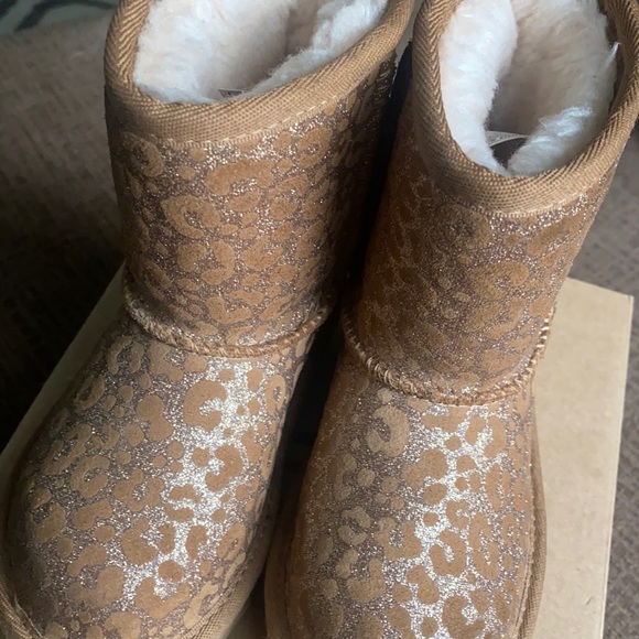 UGG Other - Size 8 toddler UGG Glitter Leopard Boots